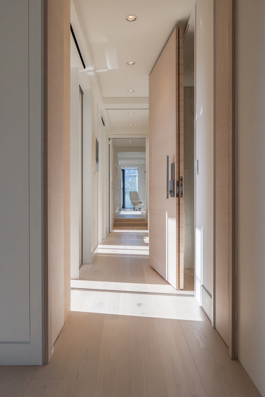 Vertical-Grain Douglas Fir Minimalist