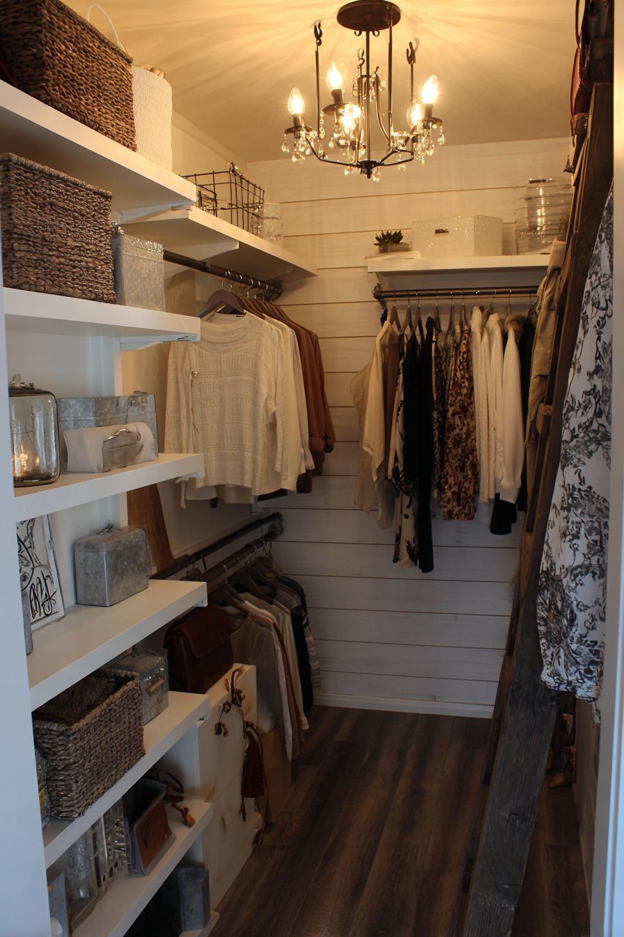 Farmhouse Country Charm