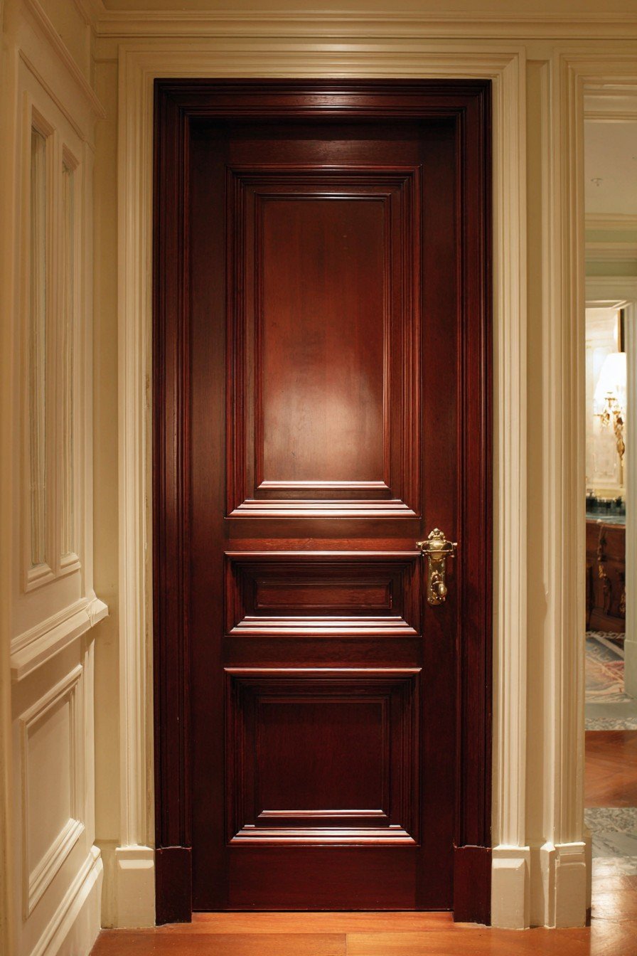 Traditional Mahogany Door with Raised Panels